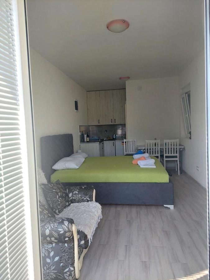 Apartment Iva Bijela Exteriér fotografie