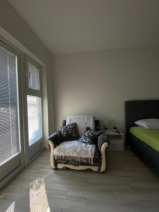 Apartment Iva Bijela Exteriér fotografie